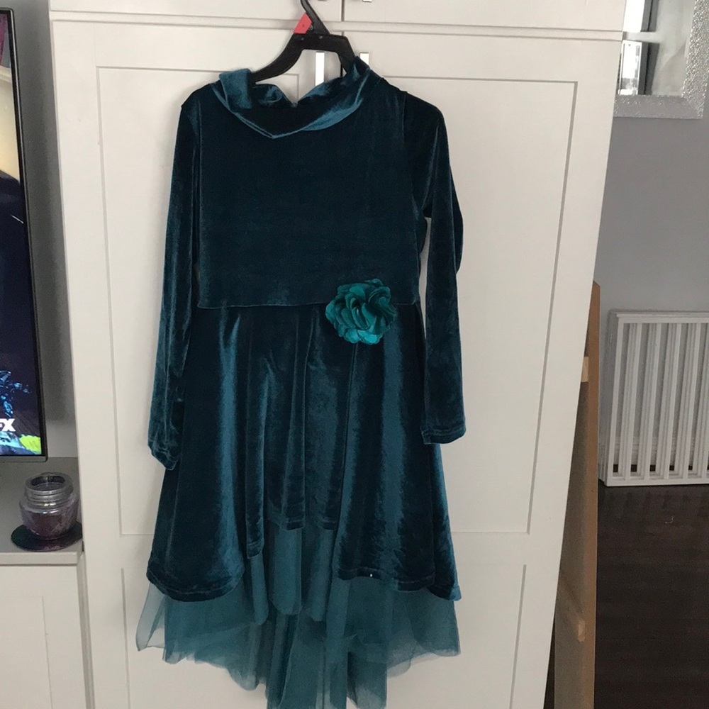 Girls dress